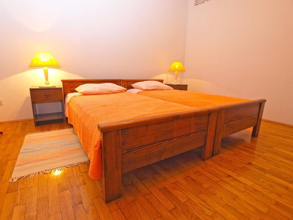 Apartments Dvorine 1210 バニョレ エクステリア 写真